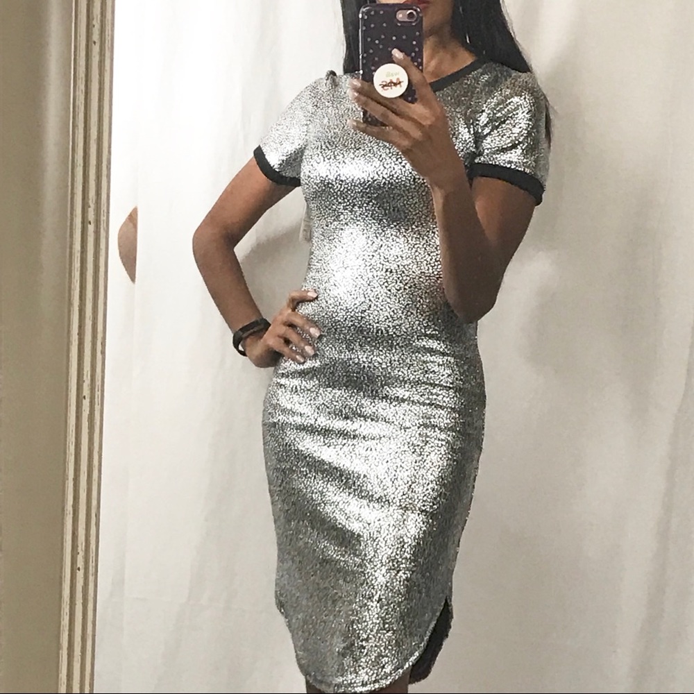 Sparkle Bodycon Dress - Picture 2 of 3